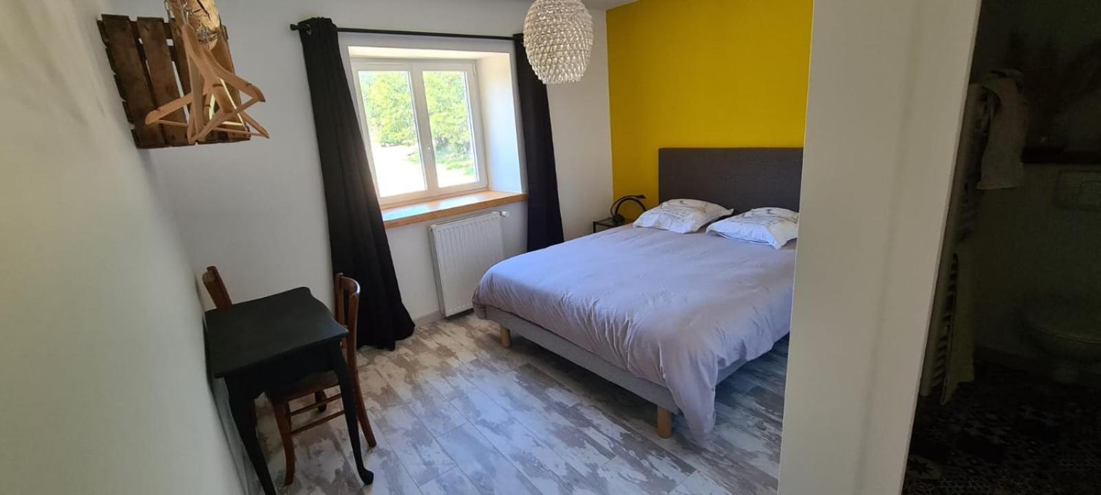 Chez Perlette Bed & Breakfast Merle-Leignec Bagian luar foto